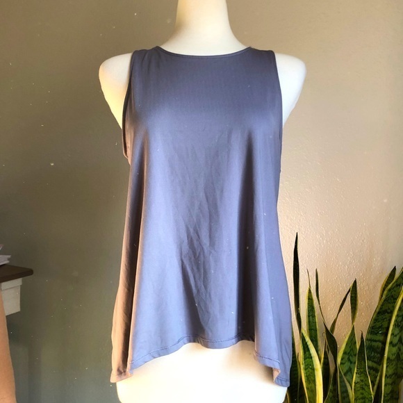 Yogalicious open back long tank top - Picture 1 of 5